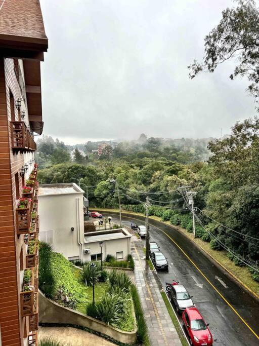 Lindo Alto Padrao Com Piscina Aquecida E Ofuro! 公寓 Gramado