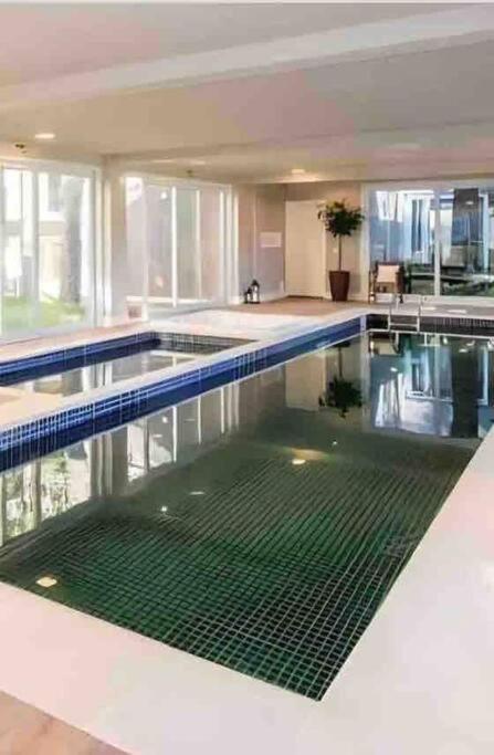 Lindo Alto Padrao Com Piscina Aquecida E Ofuro! * Gramado